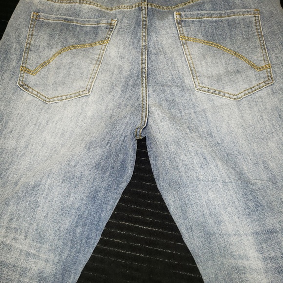 Ring of Fire jeans (Los Angeles) - Picture 4 of 5